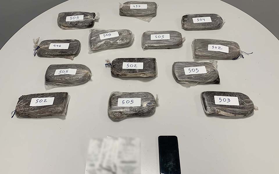 θεσσαλονίκη-μετέφερε-65-κιλά-ηρωίνη-κρ-2331777
