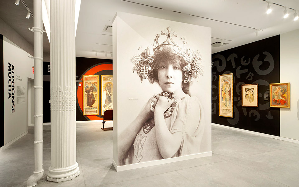 στέλνουν-μήνυμα-2331828