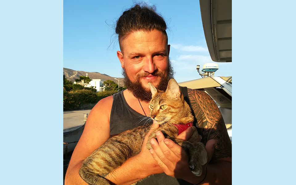 dean-nicholson-blogger-2332206