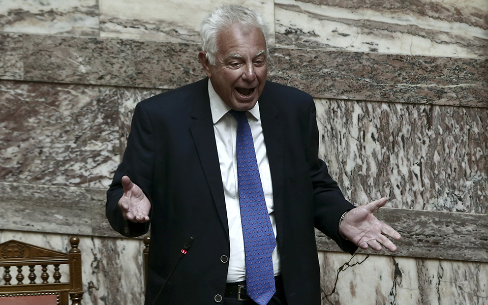 πικραμμένος-σε-τσίπρα-βρίσκομαι-εδώ-δ-2332014