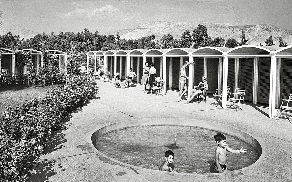 η-κυανή-ακτή-στη-γλυφάδα-2335110