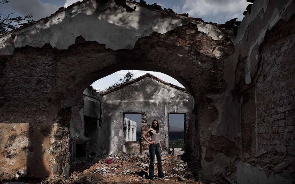 φωτογραφίζοντας-την-τραγωδία-2335285