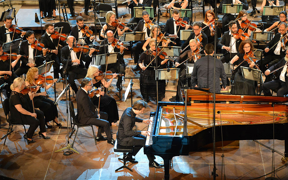 προβληματική-συναυλία-για-την-παγκό-2333325