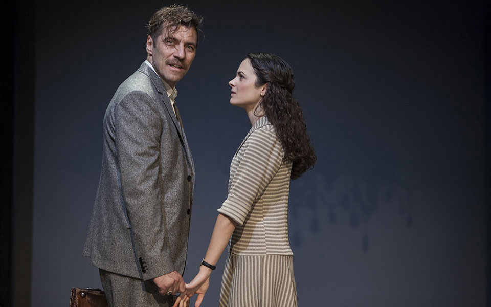 από-αύγουστο-χειμώνα-στις-θεατρικές-σ-2334093