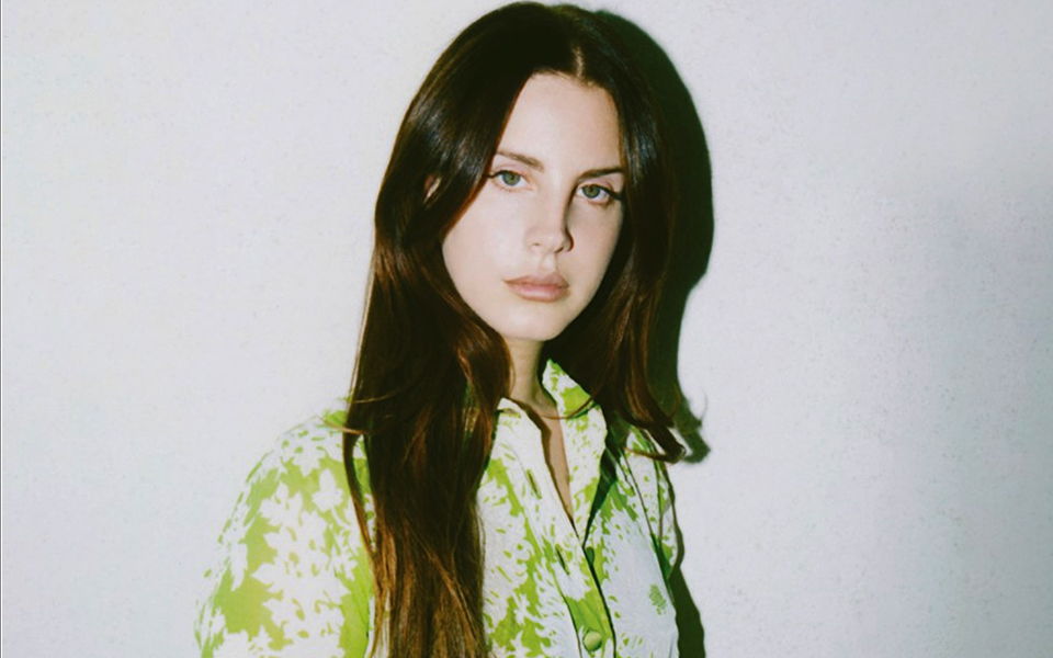 η-ηλιόλουστη-αυτοκινητάδα-της-sui-generis-λάνα-2336288