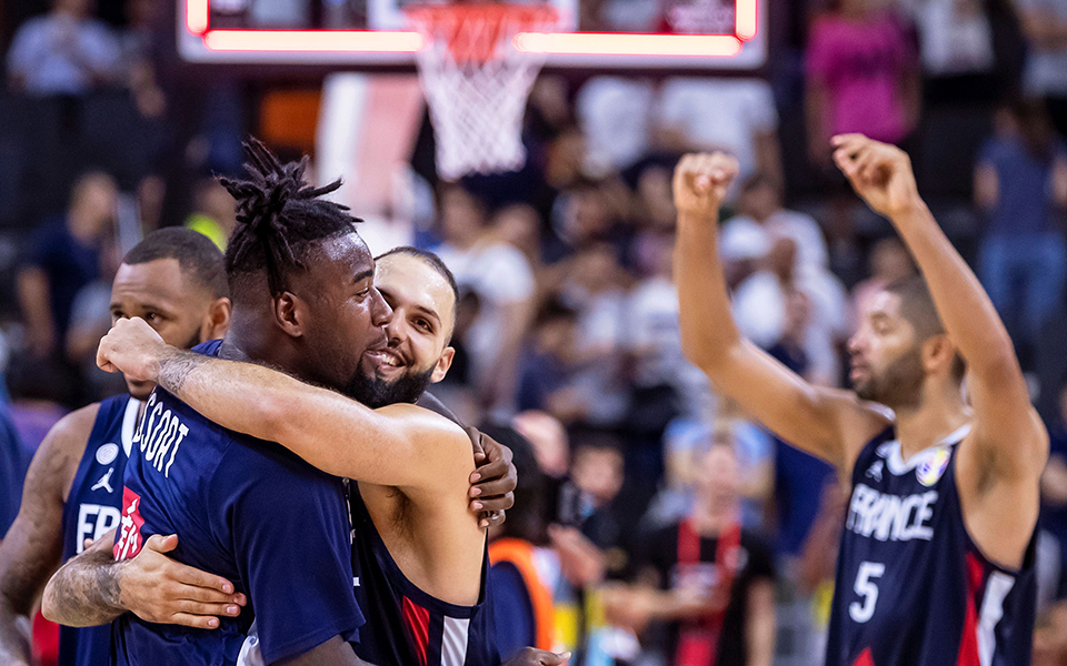 η-γαλλία-τιμώρησε-τις-ηπα-και-προκρίθη-2336959