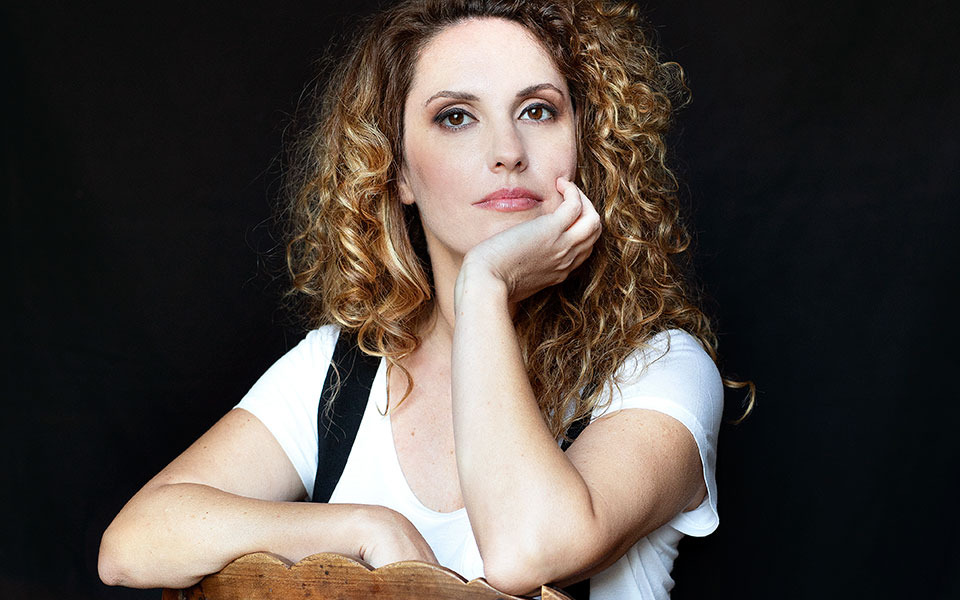 ενα-εικοσιτετράωρο-με-την-τραγουδίστ-2336165