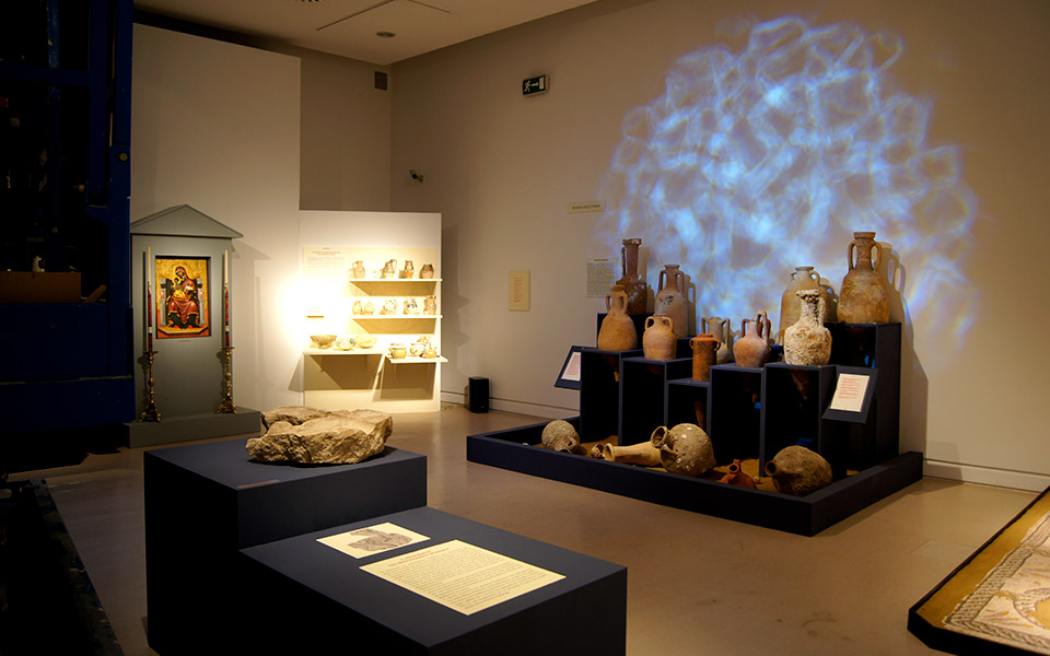 γενέθλια-με-έκθεση-2337674