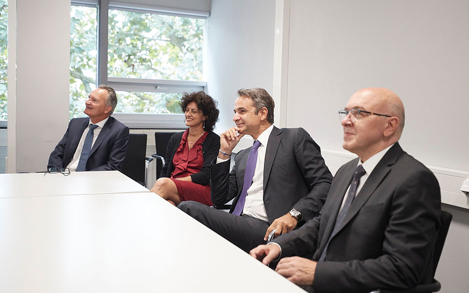 κυρ-μητσοτάκης-από-το-αϊντχόφεν-πηγή-2335635