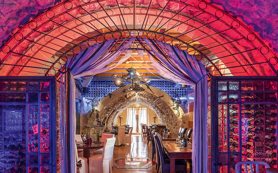 η-κυρία-της-αυλής-2339978