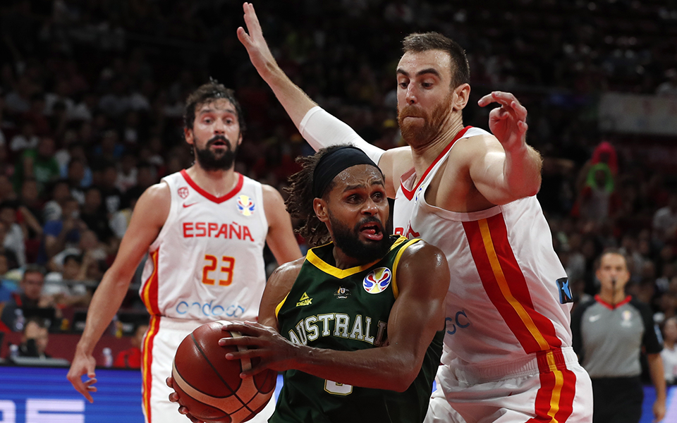 στον-τελικό-η-ισπανία-μετά-τον-αγώνα-θρ-2337282