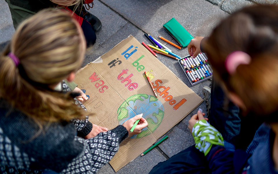 ασχημο-το-κλίμα-για-τους-πολιτικούς-2338615