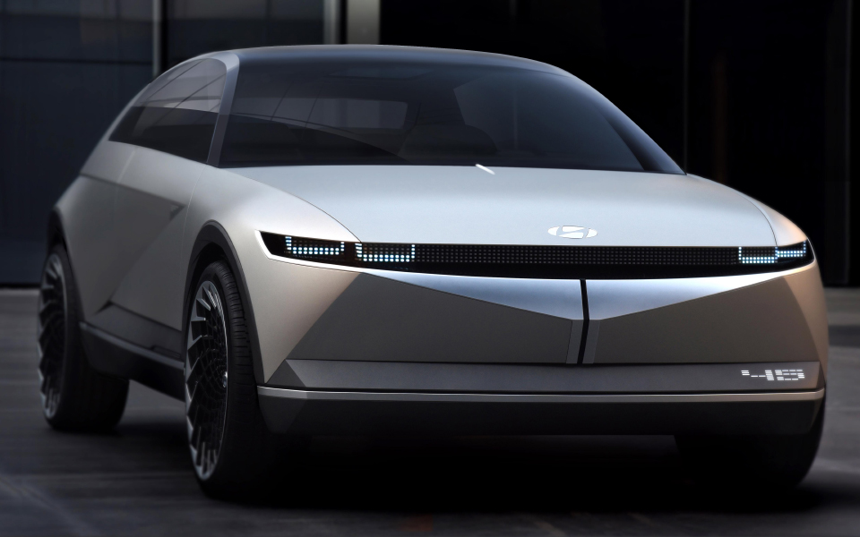 πρωτότυπο-της-hyundai-με-ρετρό-στοιχεία-2337569