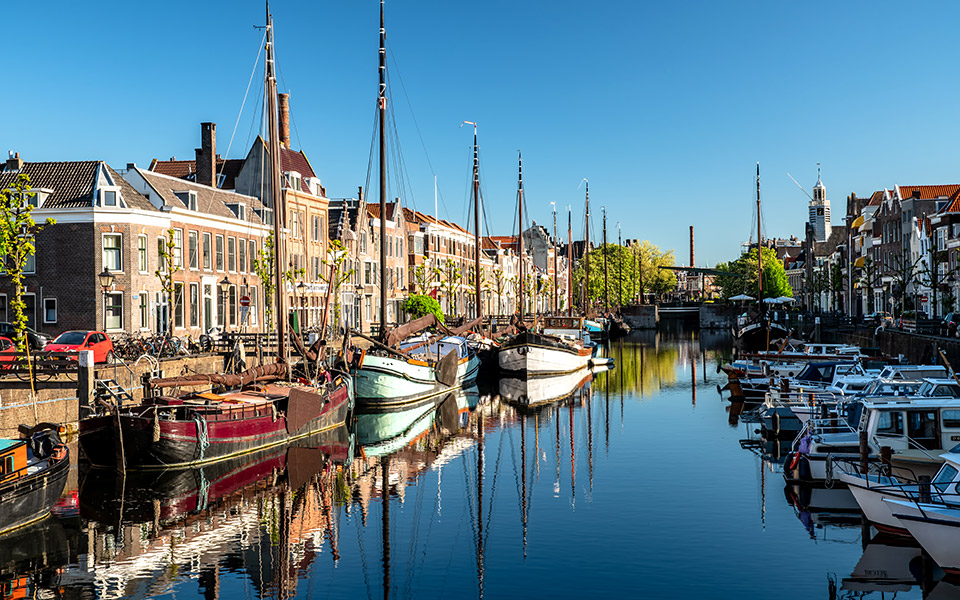 ρότερνταμ-by-locals-2335475