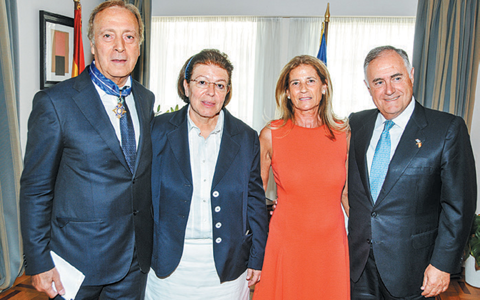 παρασημοφόρηση-του-καθηγητή-νίκου-στ-2336291