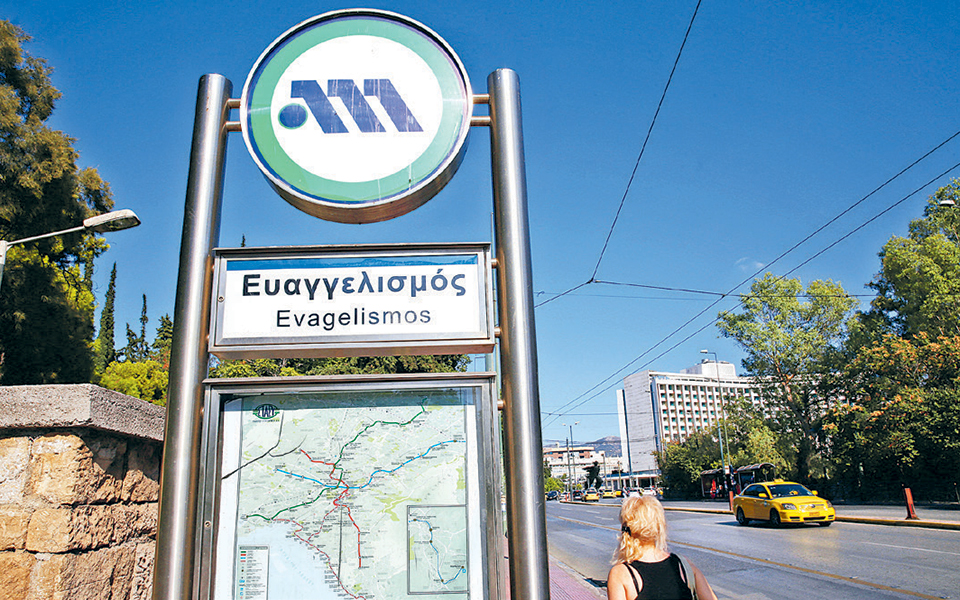 ο-τζον-κλιζ-στο-ηρώδειο-2338975