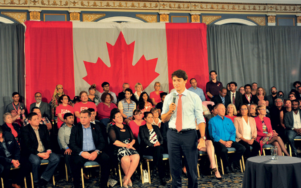 οι-επικίνδυνες-μεταμφιέσεις-του-τζάσ-2338486