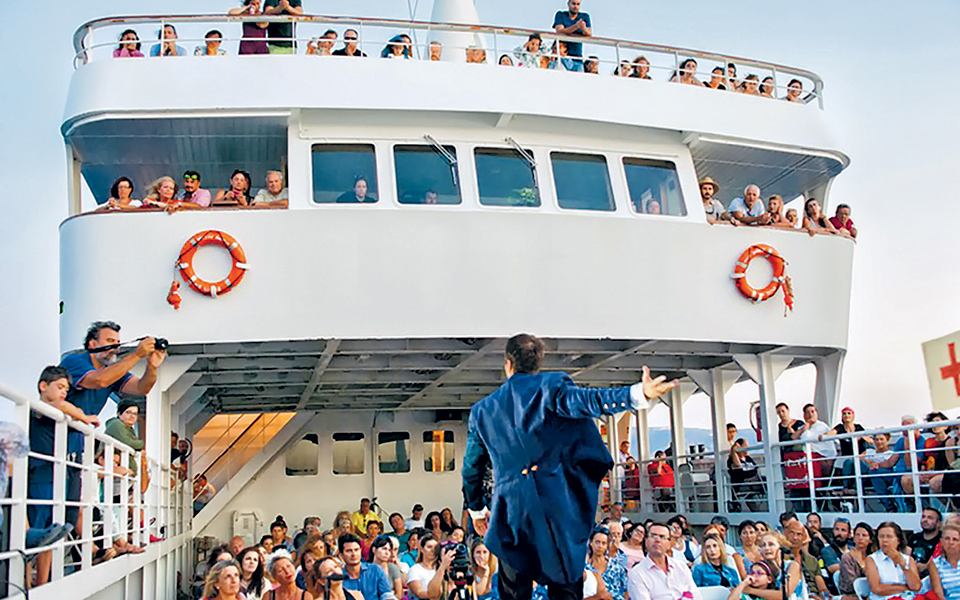 ο-1900-μεγαλώνει-στην-ομόνοια-2338197