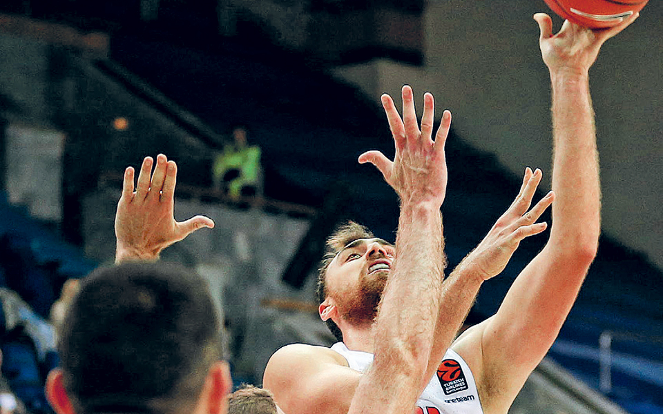 μπάσκετ-σύννεφα-στον-ολυμπιακό-2339213