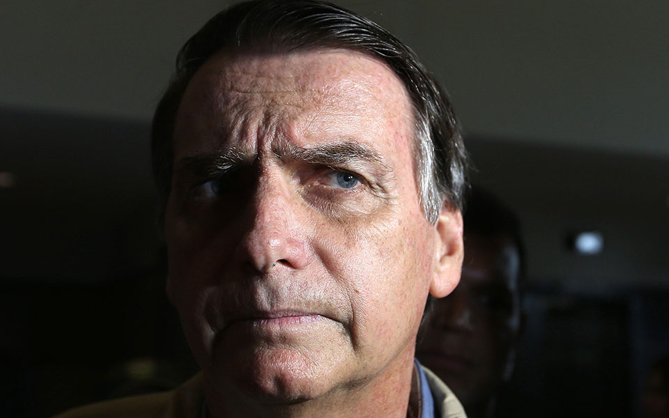 ο-υιός-μπολσονάρο-συγκρίνει-την-11η-σεπτ-2336933