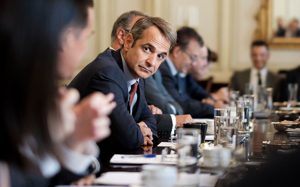 κυρ-μητσοτάκης-εγώ-τους-πολιτικούς-μο-2337889