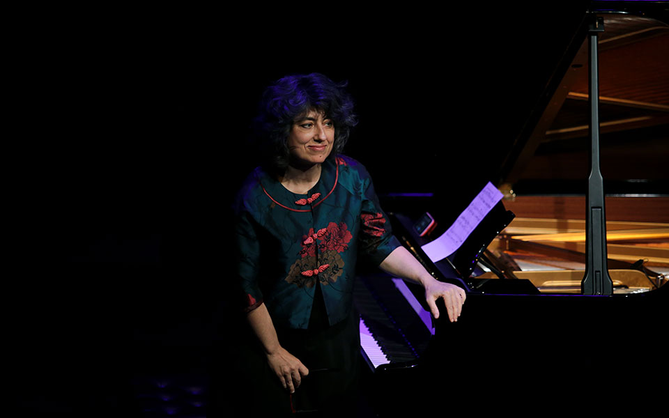 πιανιστικά-έργα-του-σκαλκώτα-για-πρώτ-2336189