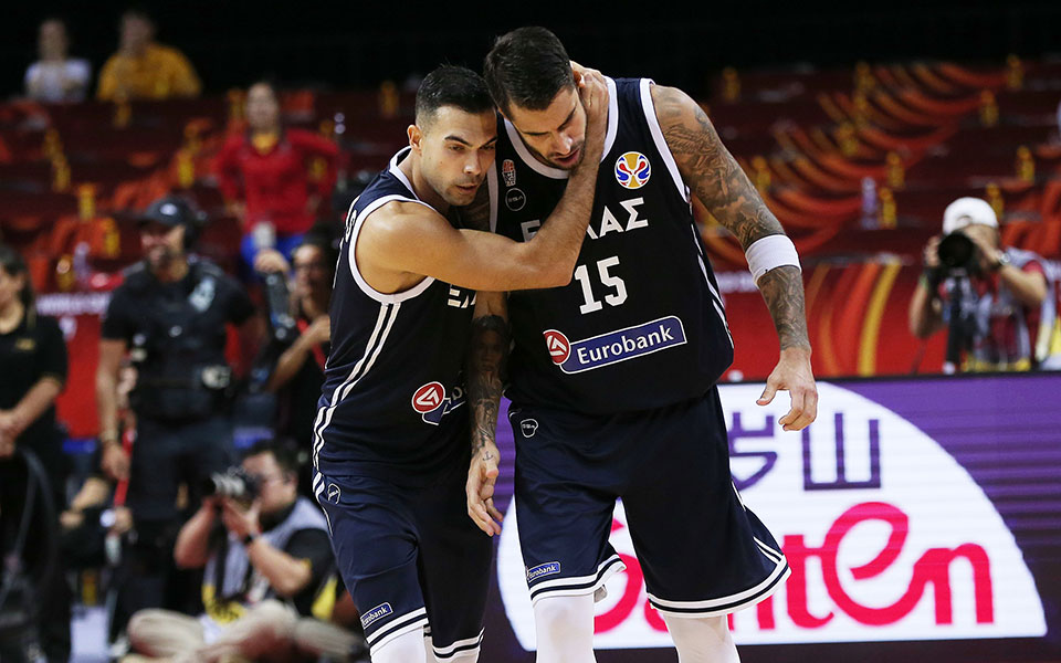 κίνα-η-πρόκριση-της-εθνικής-στους-16-πήρ-2335659