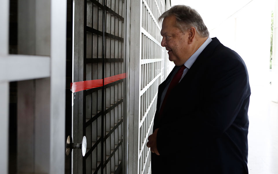 ευ-βενιζέλος-μεγάλο-θεσμικό-θέμα-η-δ-2336854