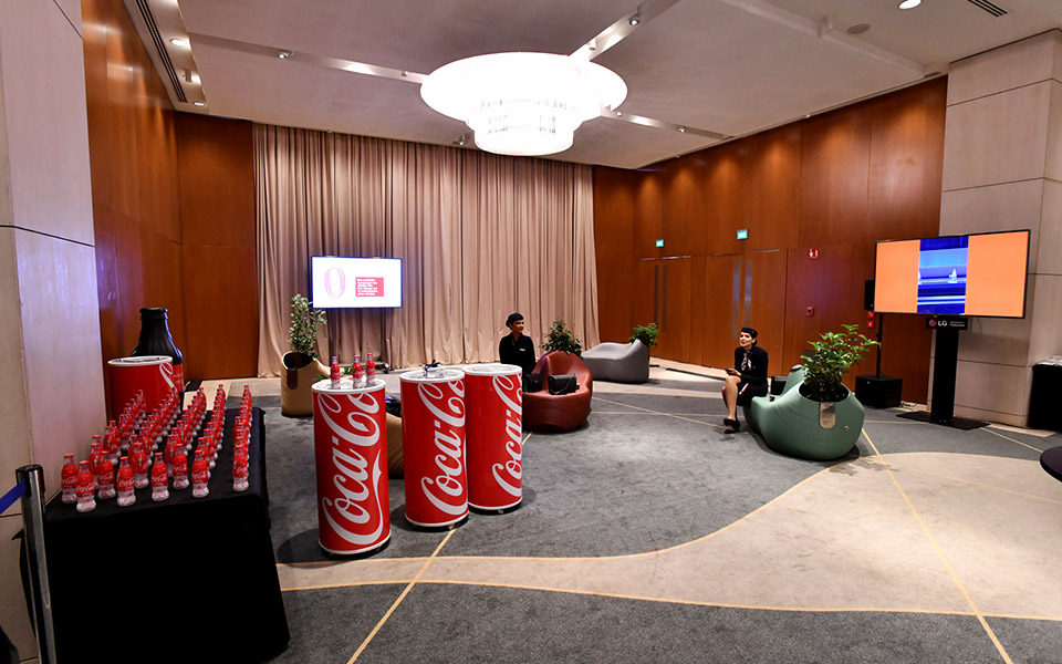 coca-cola-ο-τουρισμός-αποτελεί-μια-μεγάλη-βιο-2343649