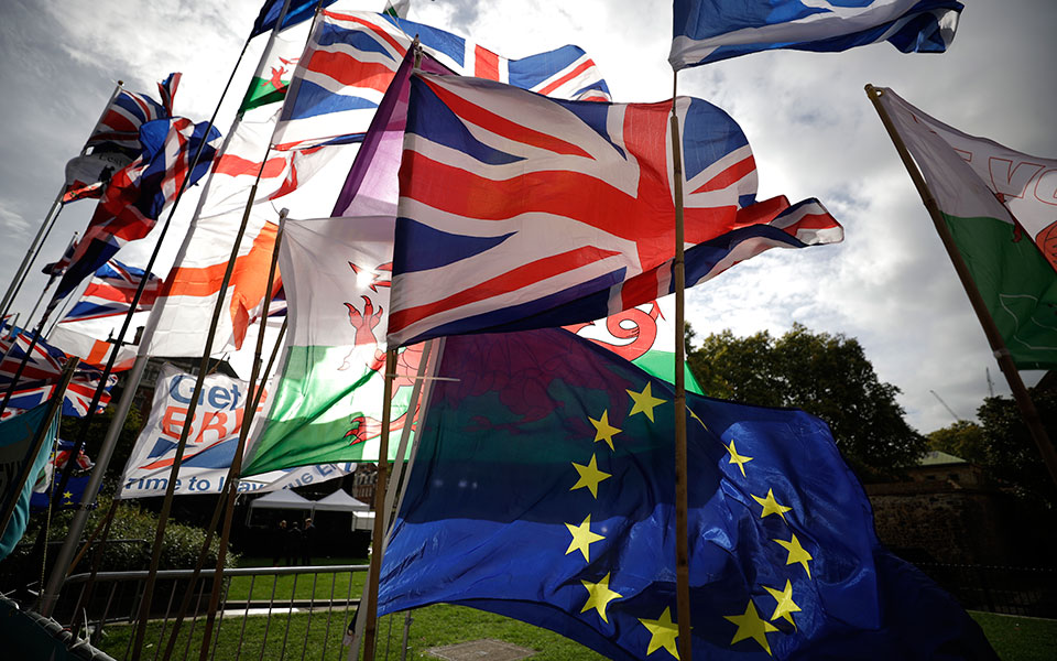 προς-οριστικοποίηση-η-συμφωνία-ε-ε-2342494