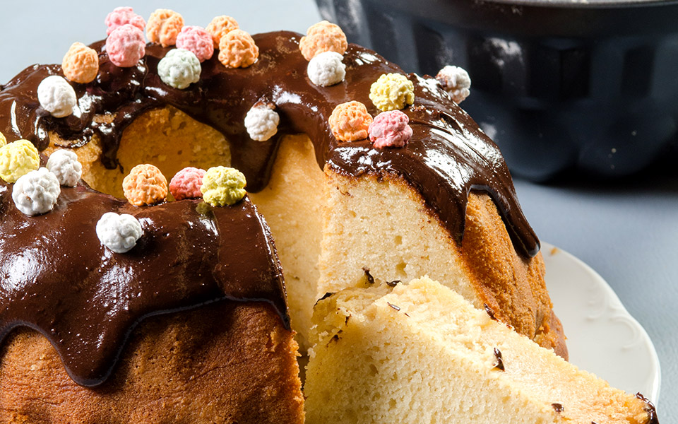 κέικ-με-σοκολατένιο-γάλα-και-γλάσο-2342623