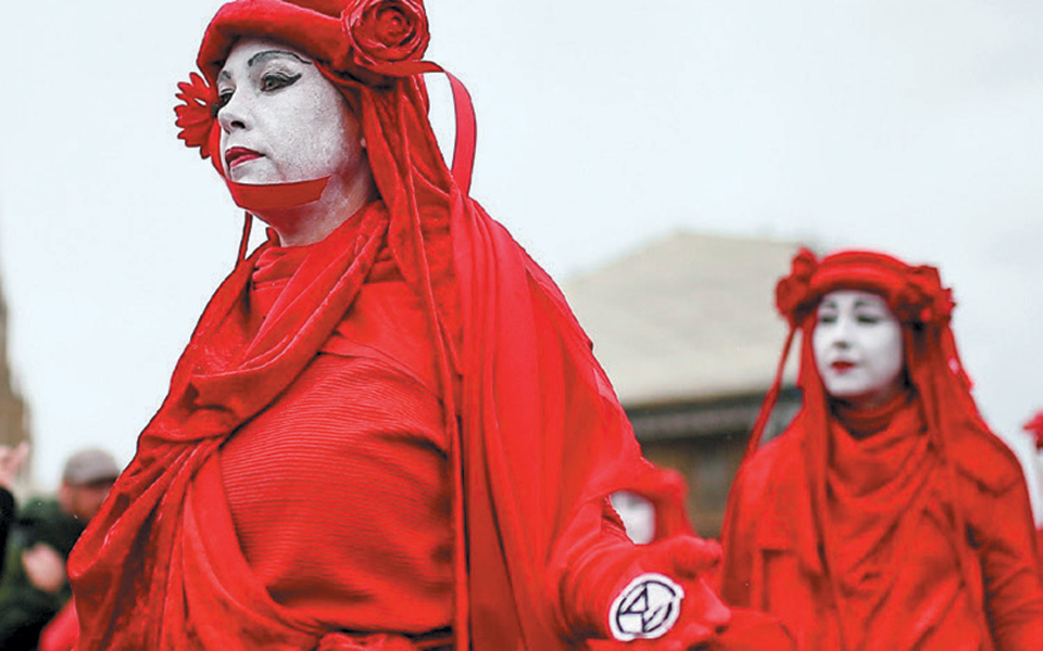 διαδηλώσεις-κατά-τις-κλιματικής-αλλα-2341150