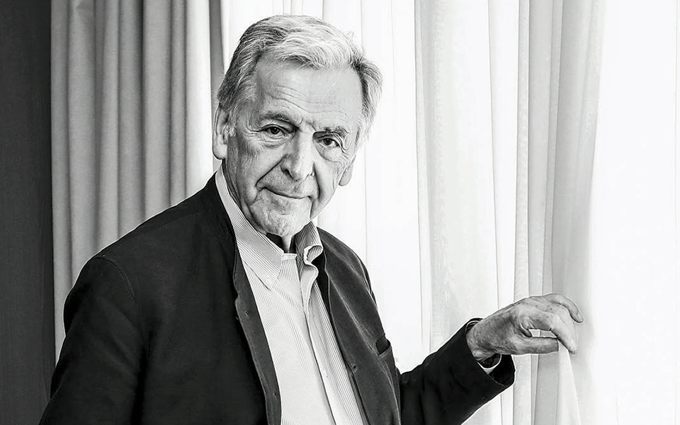 κώστας-γαβράς-στην-κ-είμαι-δεμένος-2340143