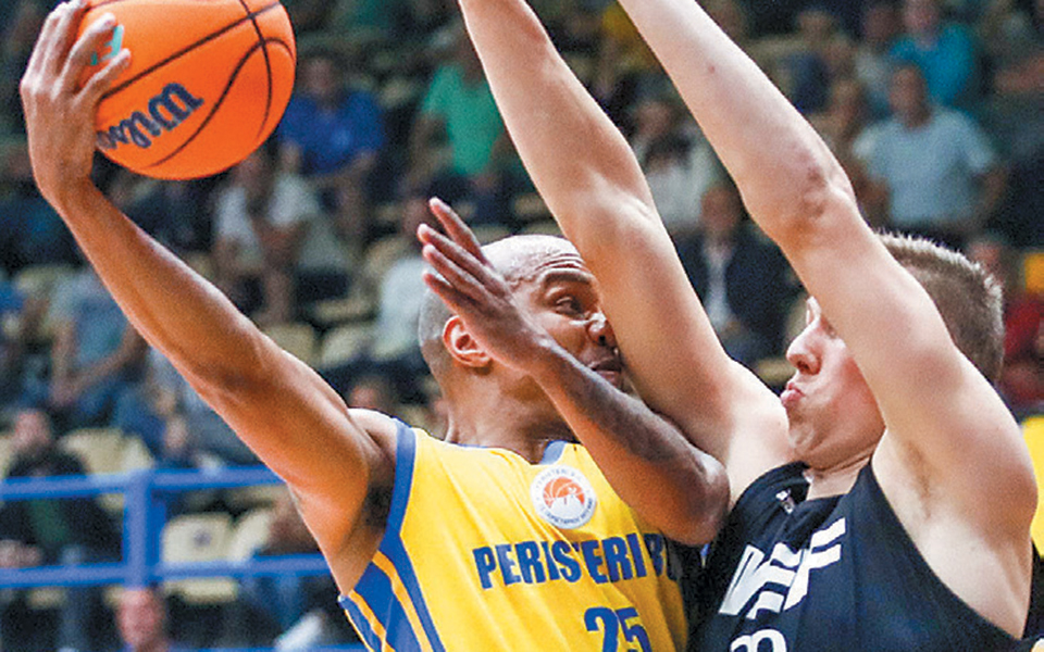 περιστέρι-με-νύχια-νίκησε-και-τη-ρίγα-2343686