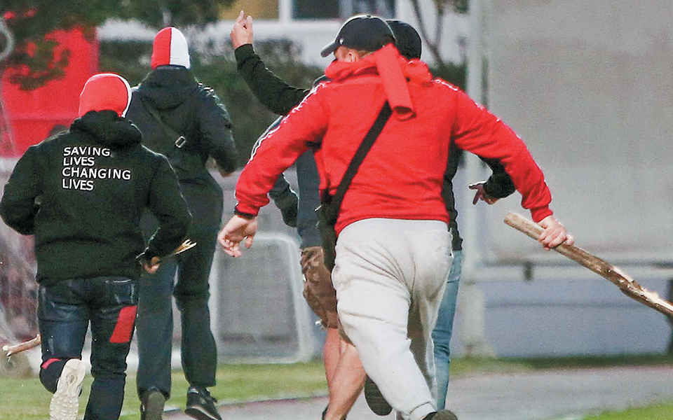 ταυτοποιήθηκαν-5-χούλιγκαν-για-τα-επει-2344016