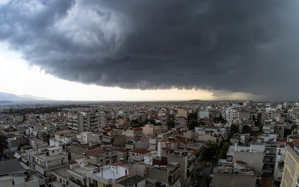 ισχυρή-χαλαζόπτωση-στο-κέντρο-της-αθή-2340566