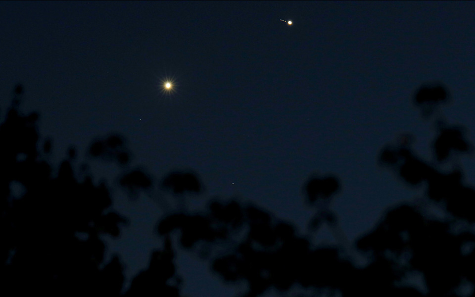 εντυπωσιακή-συνάντηση-αφροδίτης-2349715