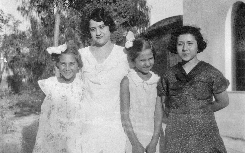 γητευτής-άντρας-με-μεγάλη-γοητεία-2346631