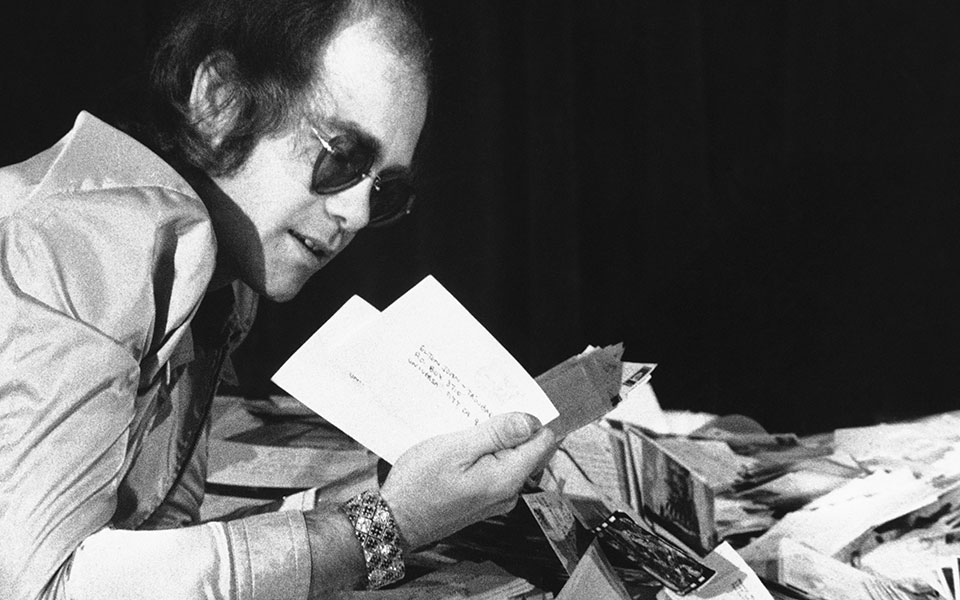 αφησαν-τις-νότες-κι-έπιασαν-τις-λέξεις-2346851