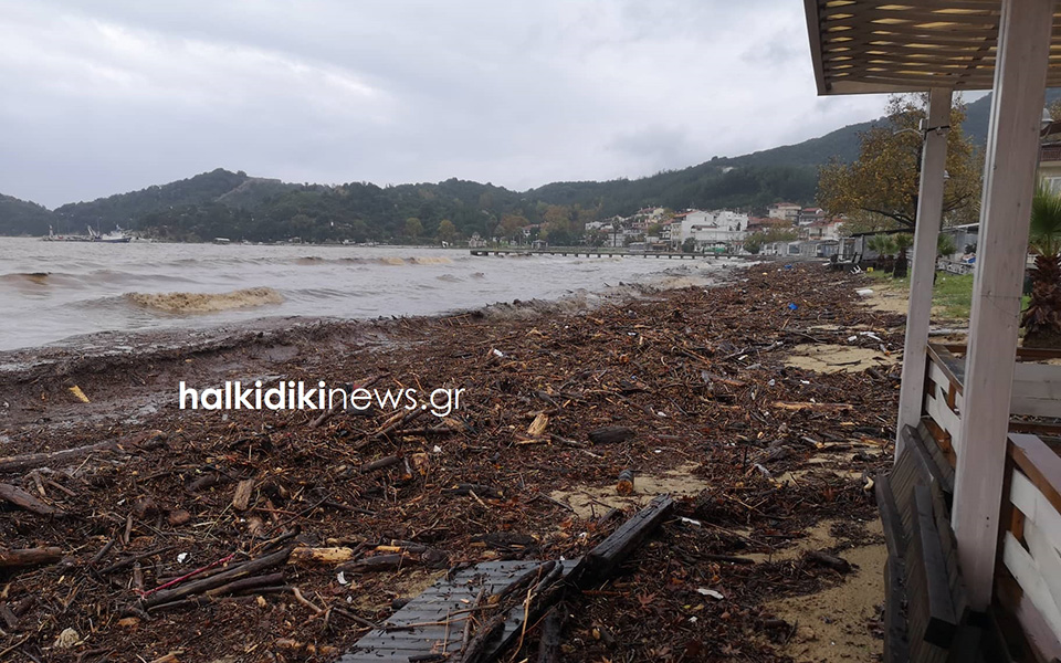 πνίγηκαν-από-τη-σφορδή-κακοκαιρία-χ-2349450