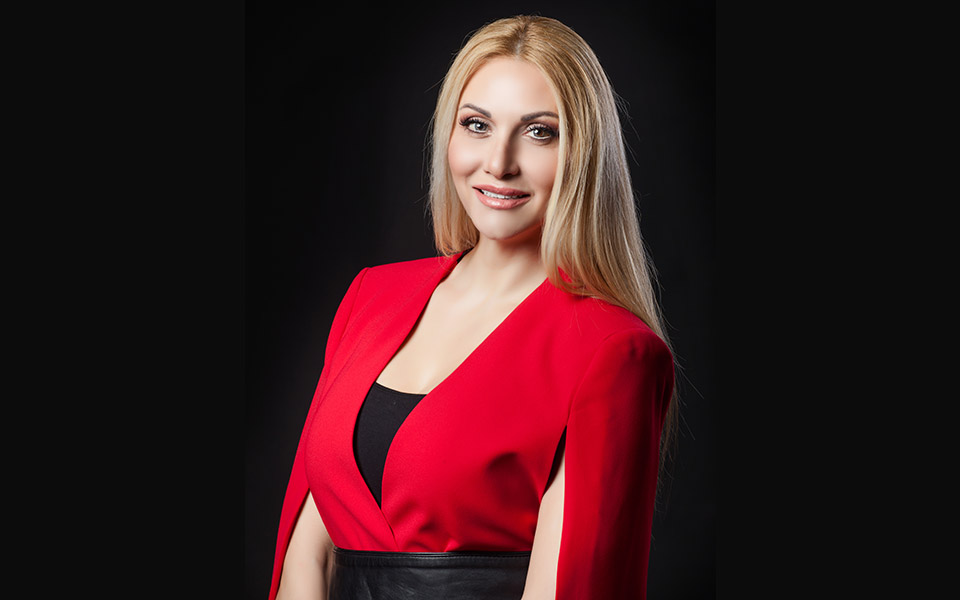 φαίη-ψυχοπούλου-ιδιοκτήτρια-ammon-zeus-hotel-2349381