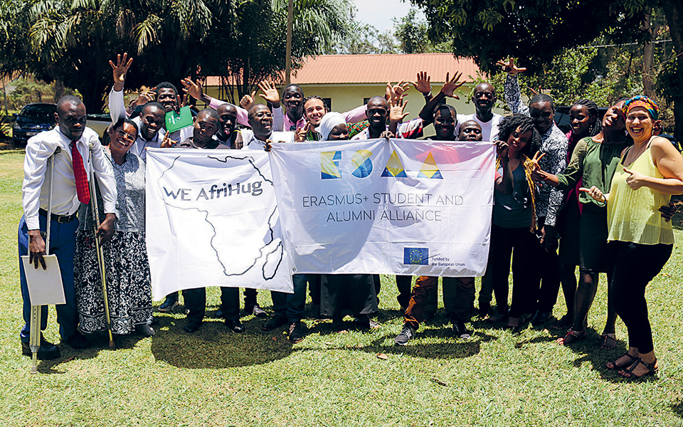 αφρικανοί-φοιτητές-καταρτίζονται-στ-2346717