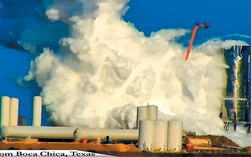 εκρηξη-κατά-τις-δοκιμές-στο-starship-του-ελον-2349386