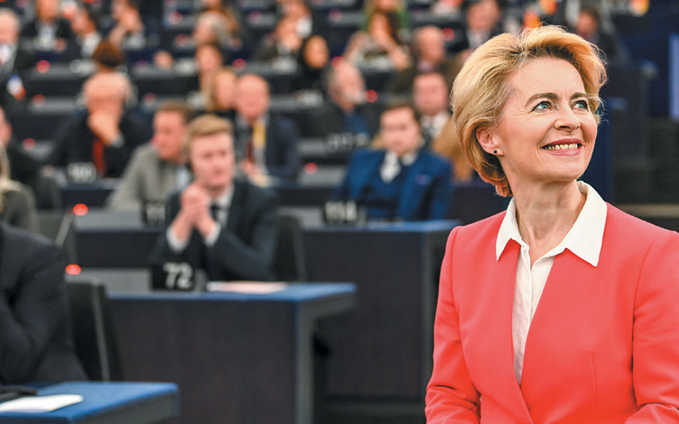 και-επισήμως-πρόεδρος-η-φον-ντερ-λάιεν-2350206