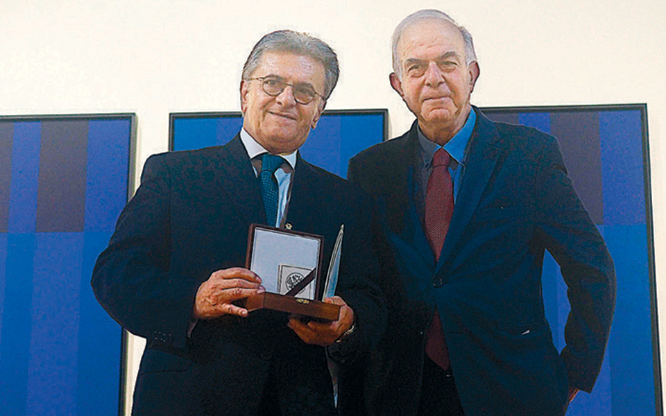 o-δήμος-ηρακλείου-βράβευσε-τον-συλλέκτ-2349191