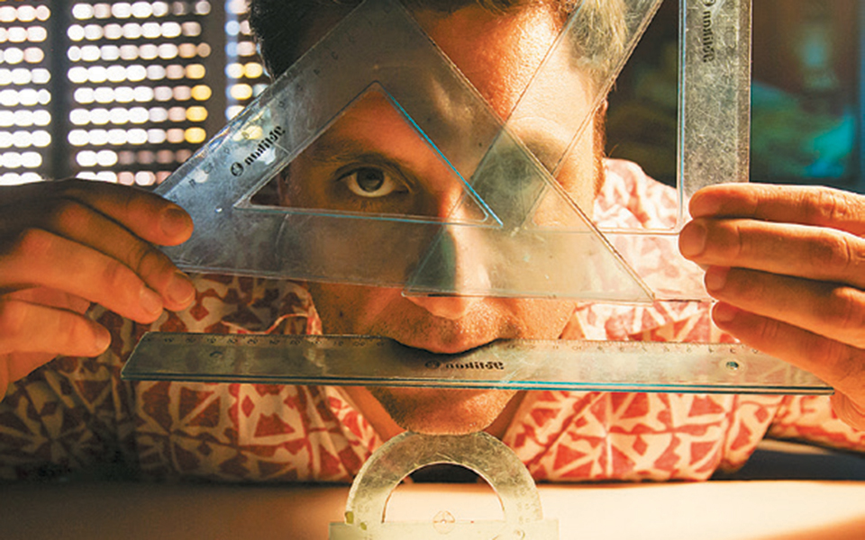 τα-λόγια-είναι-περιττά-2345401