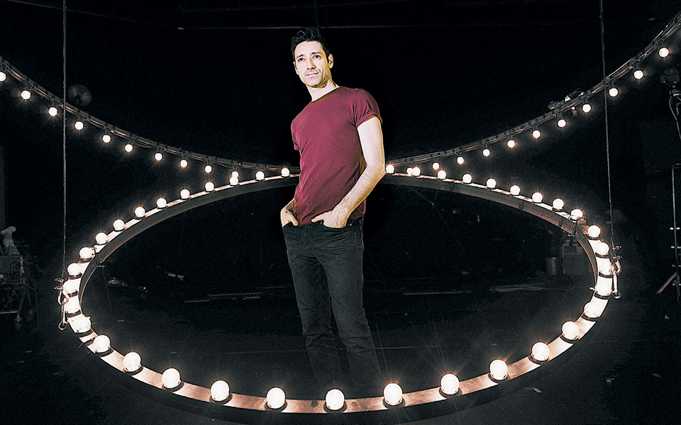 μια-υπέροχα-γελοία-παράσταση-2350676