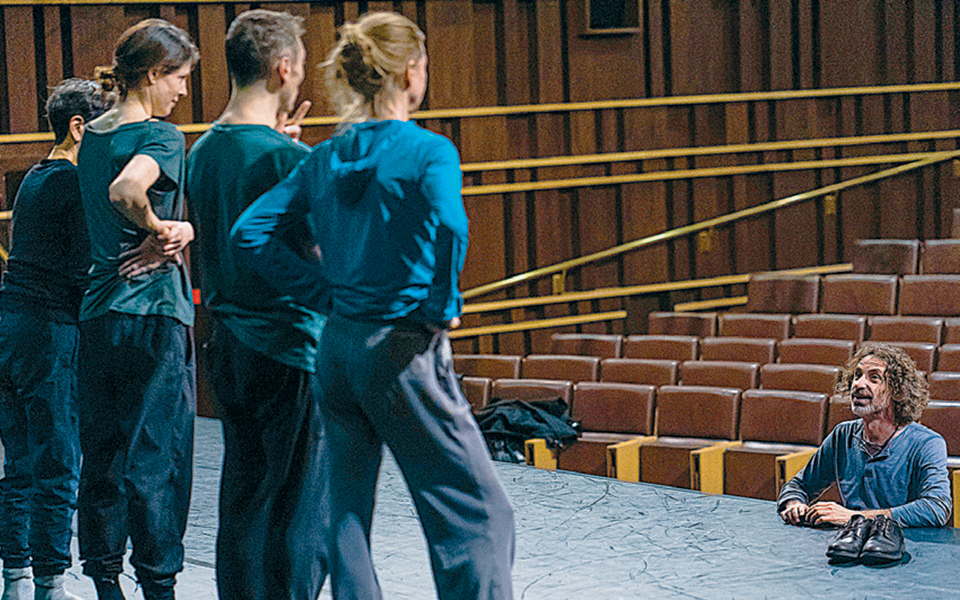 οσα-ο-πόλεμος-γράφει-στο-σώμα-2346493