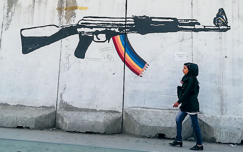 επιβιώνοντας-χωρίς-ελπίδα-στην-κόλασ-2345628