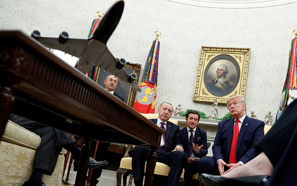 σε-φιλικό-κλίμα-αλλά-με-εκκρεμότητες-η-2347481